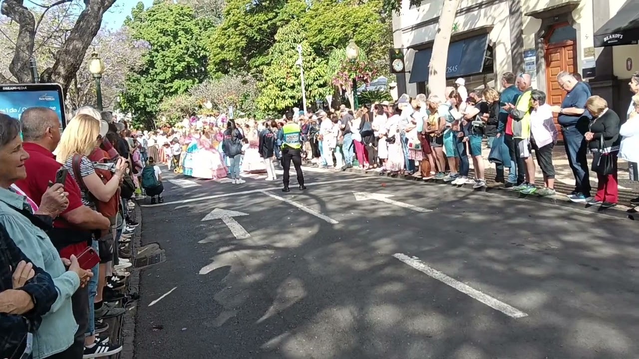 FESTA da FLOR Cortejo Infantil  Muro da Esperan&ccedil;a 2025 23