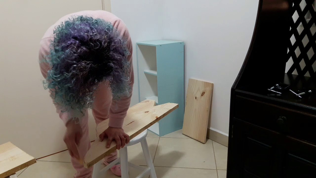 Fiz uma sapateira para entrada do apêzim...