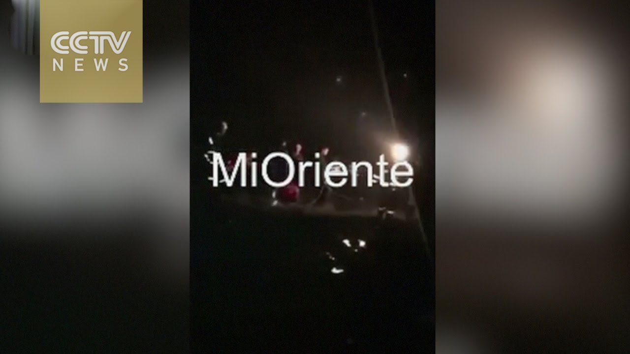 Footage: Rescue operation at airplane crash site in Colombia