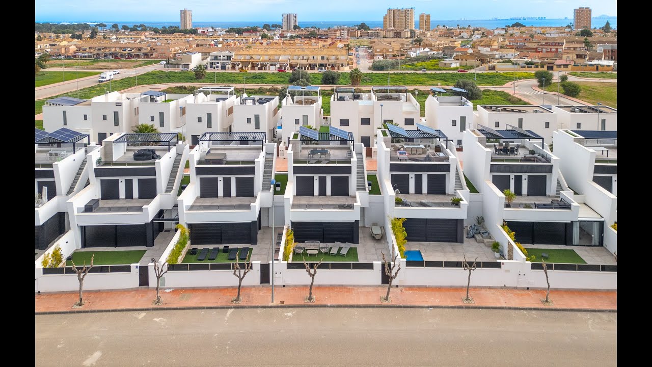 🏡 Niezależna willa z prywatnym basenem, solarium i garażem