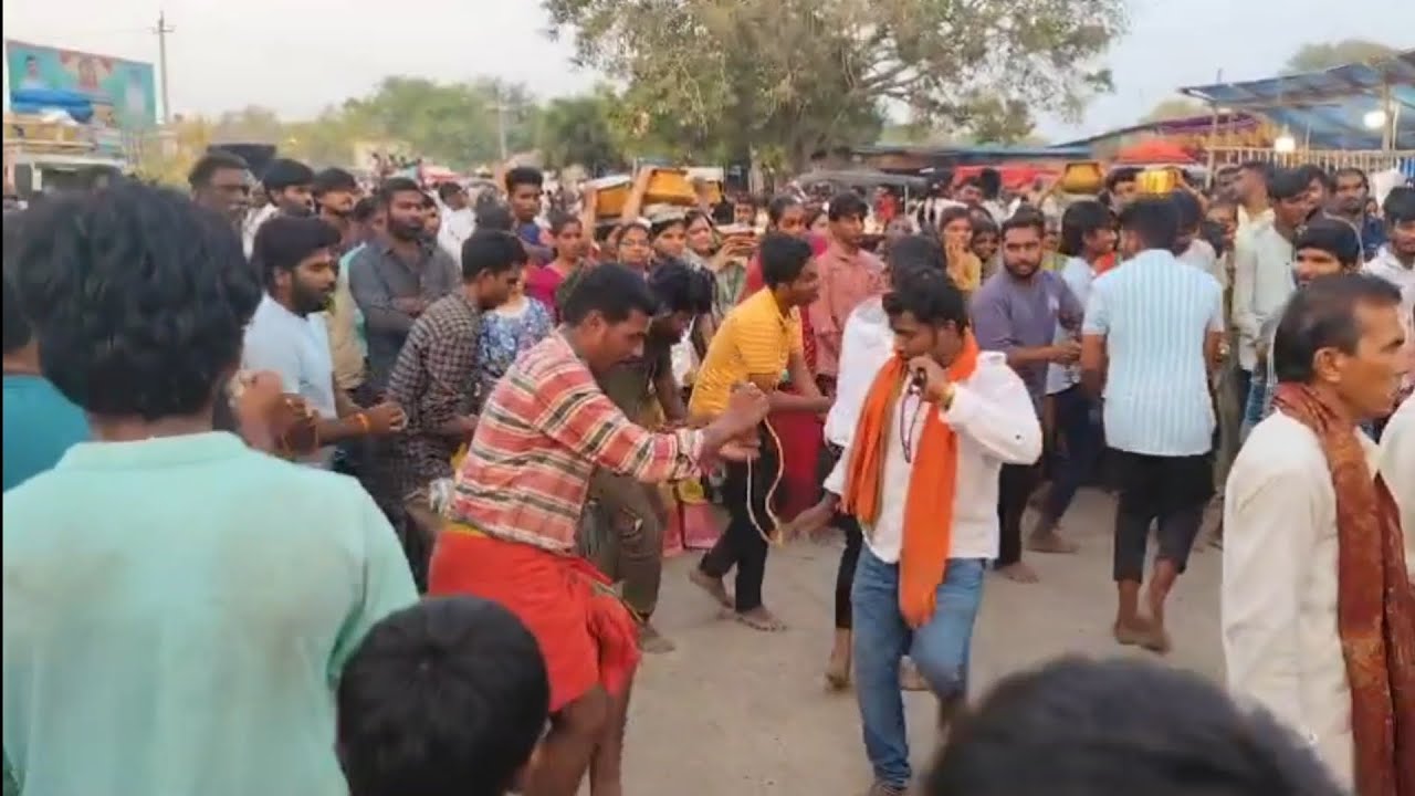 🚩🚩🚩నందవరం లో అంగరంగ వైభవంగా సాక్షి మాతకు సారెను ఊరేగింపుగా తీసుకొస్తున్న భక్తులు🙏🙏🙏