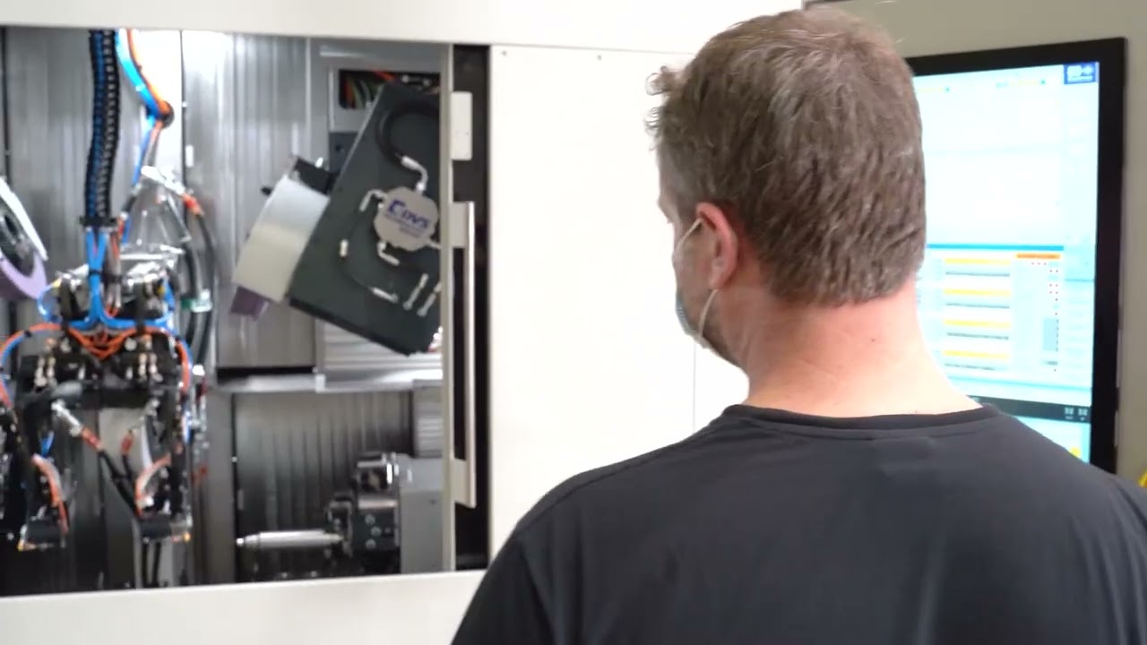Center Drive Machine for combined as well as simultaneous hard turning, grinding and honing