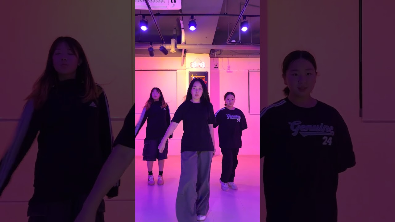 ALLDAY PROJECT - FAMOUS | KIDS K-POP DANCE COVER CLASS | 주니어 케이팝 댄스커버 클래스