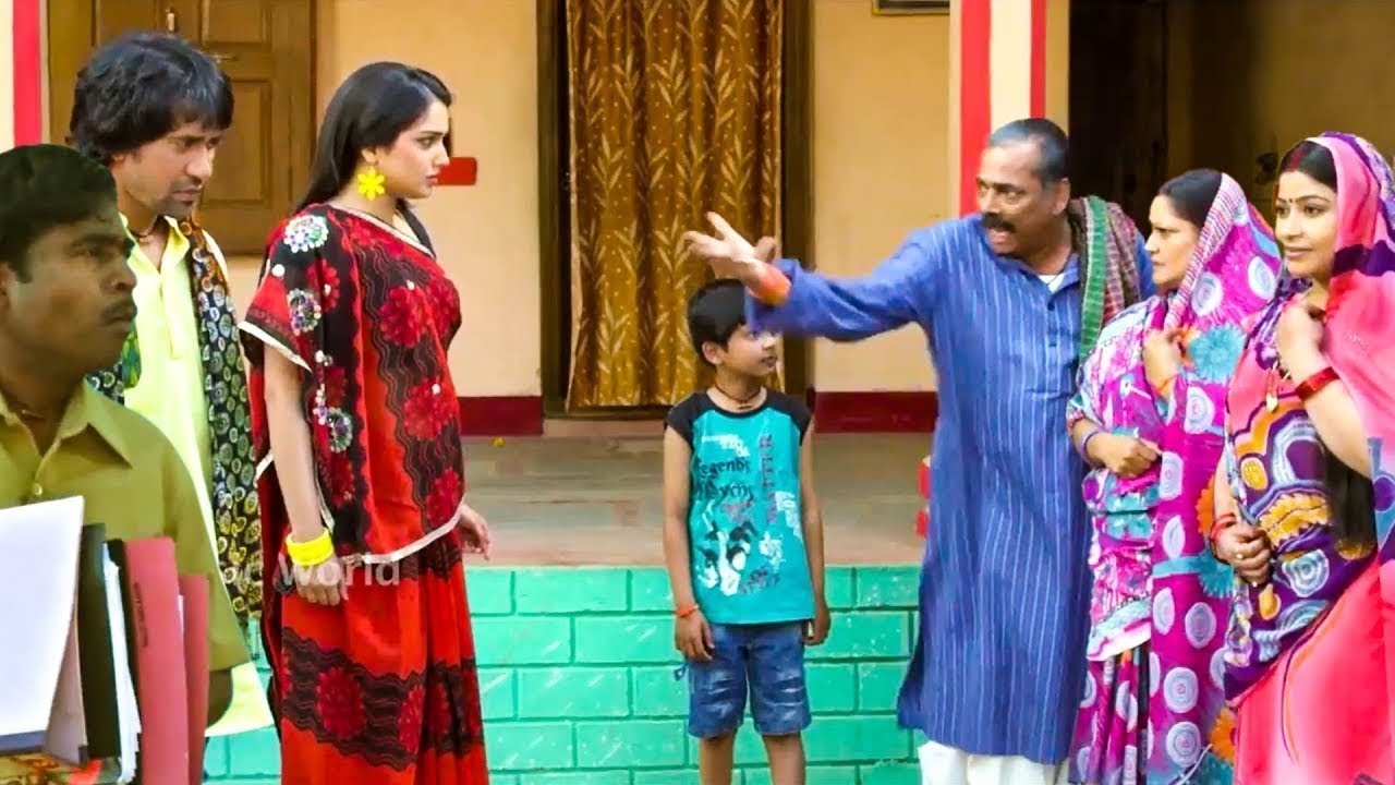 बहु ! तोहके रहे के ह त रहा कायदे से नहीं त ई घर छोड़ के निकल जो - #Nirahua #Amrapali Full Video Scene