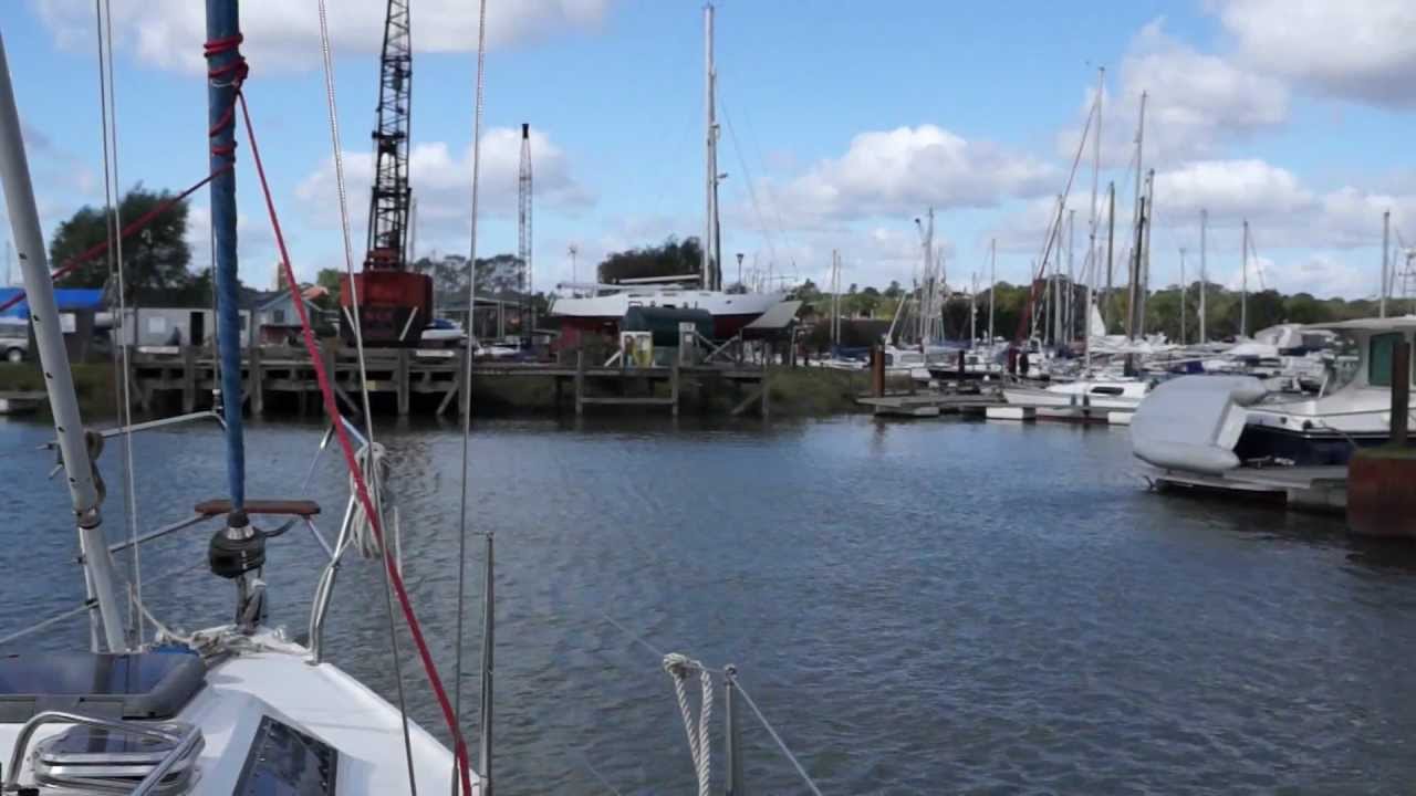 Sailing the River Deben