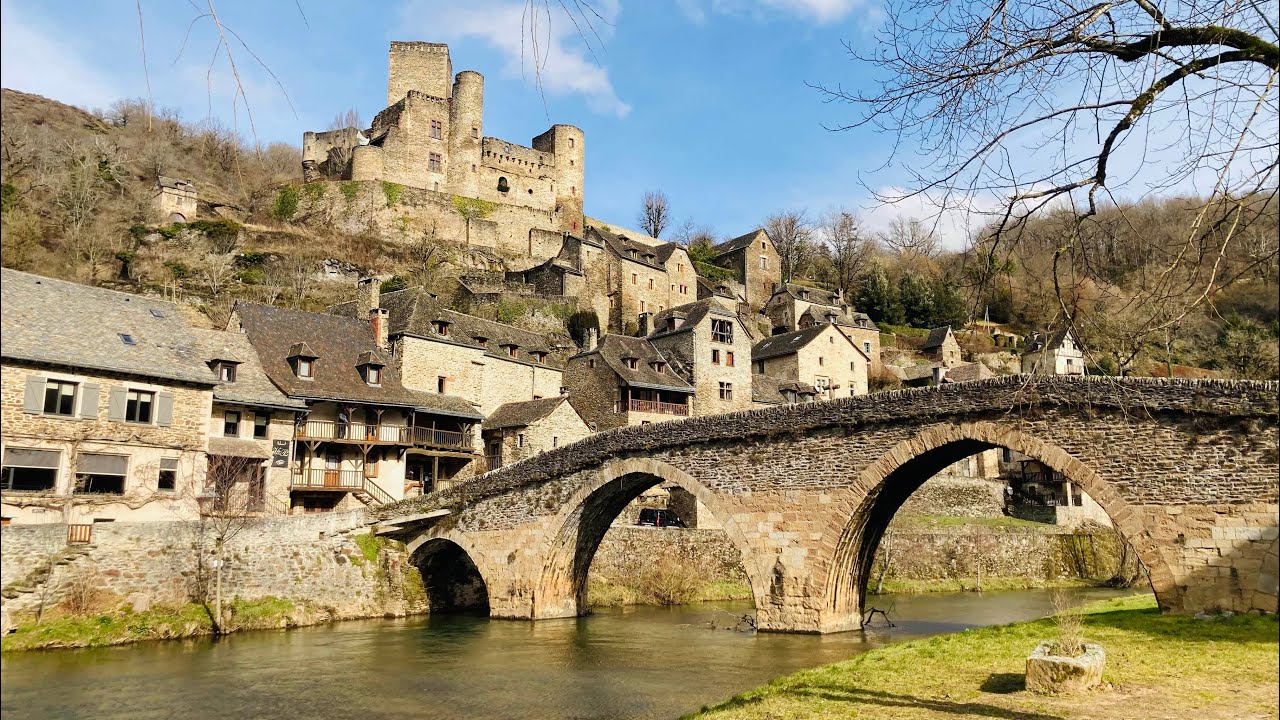 En route à BELCASTEL en AVEYRON