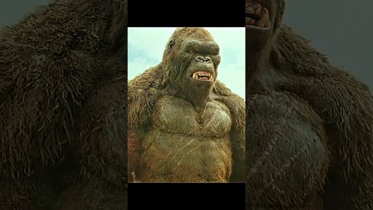 Reptilian predator creatures the Skullcrawlers attack Kong 