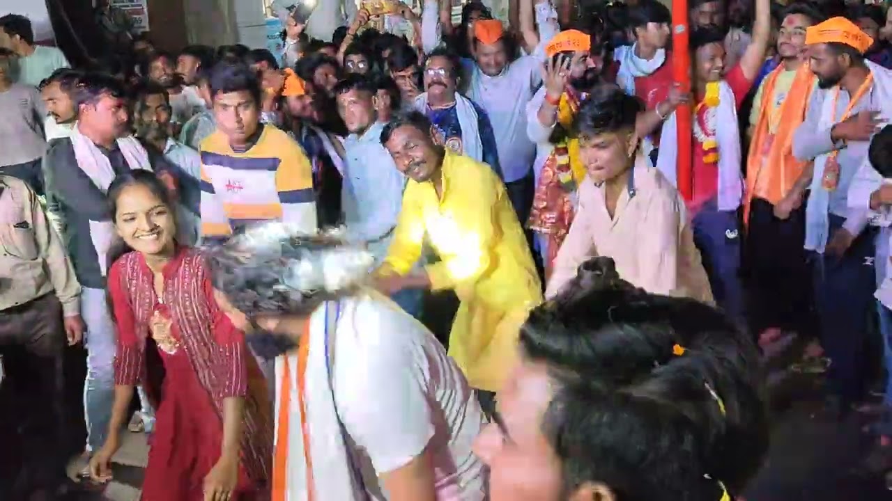 🚩शिरपूरकरांचा सप्तश्रुंगी मायेचा मानाचा रथ व बजरंग बँड शिरपूर यांचा धुळे नगरीत सहर्ष स्वागत 🚩🙌✨