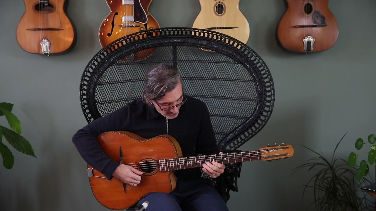 Busato - Oval hole