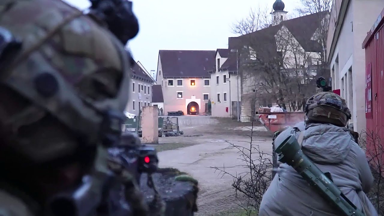 U.S. Soldiers React to Contact During Exercise Combined Resolve 25-1 (2025)
