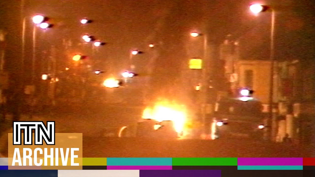 Troubles in West Belfast - Shankill Road Riots Footage (1984)
