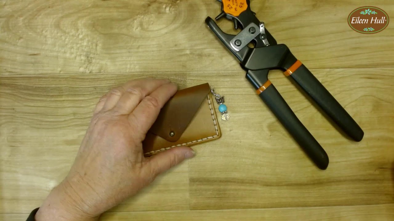 Leathercrafting with Eileen Hull: Envelope Card Case