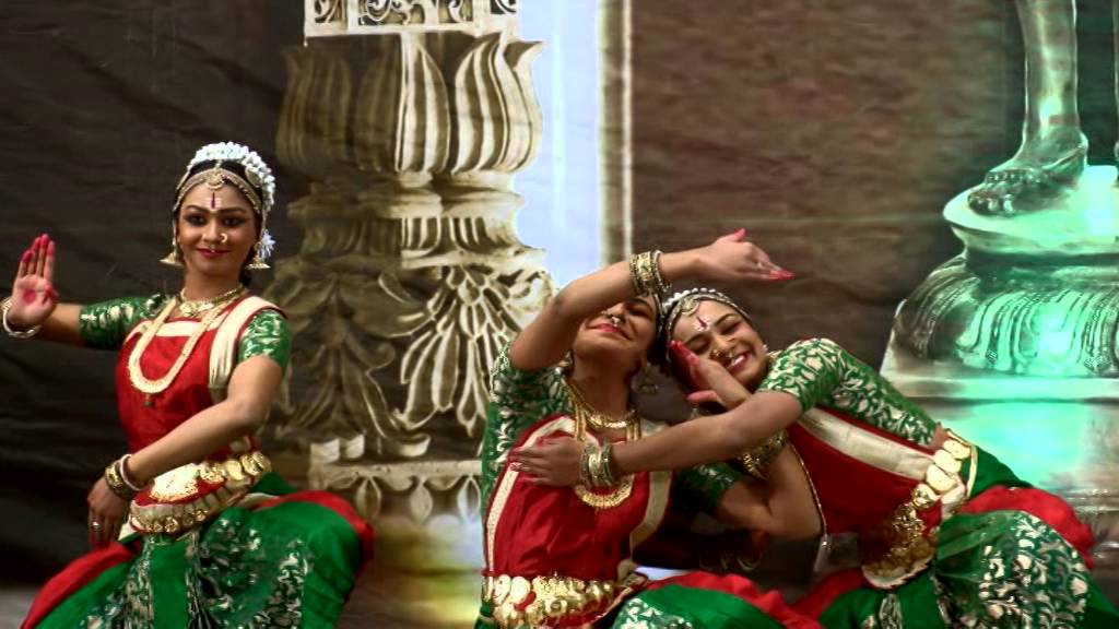 Bharathanatya Arangetram - Daru Varnam - Kamas