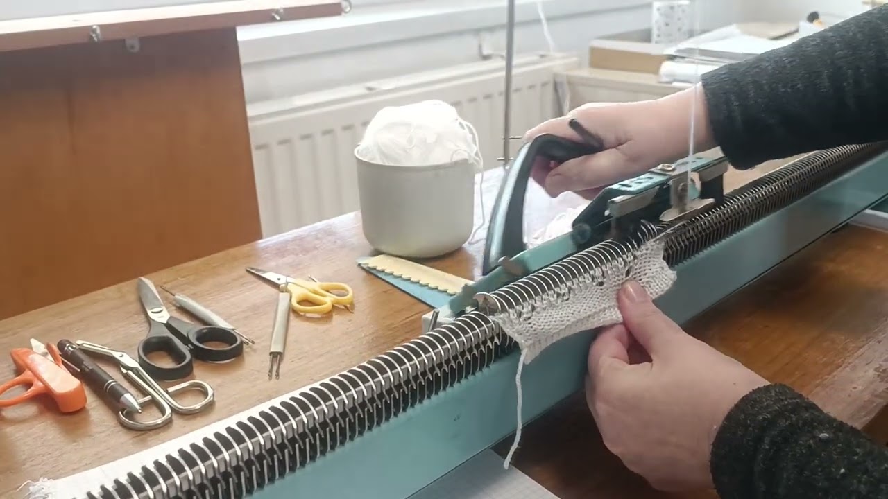 Jednoduchý dierkovany vzor 
