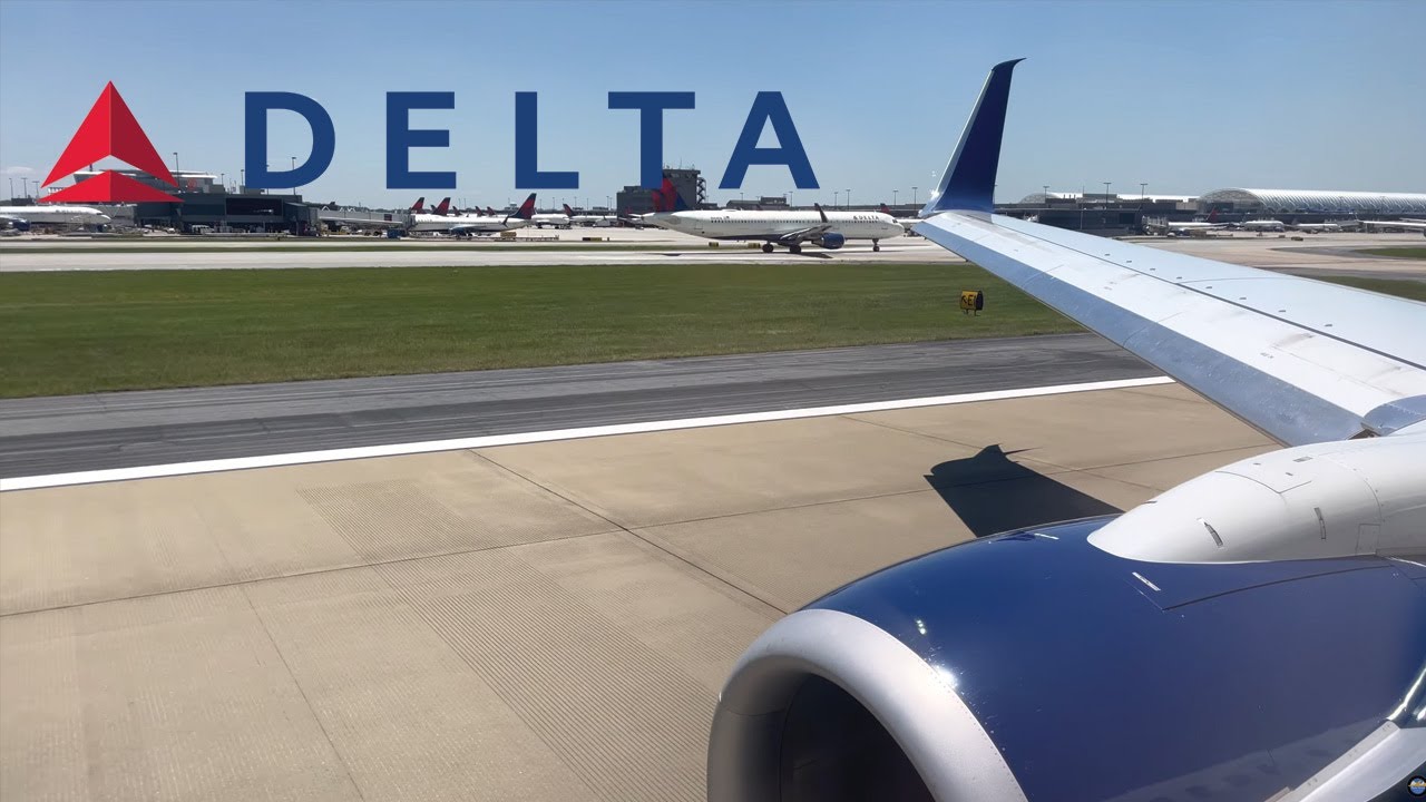 Delta Air Lines Boeing 737-900 Powerful Parallel Takeoff from Atlanta ATL for Columbus CMH