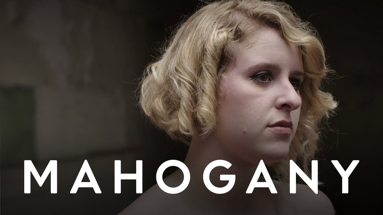 Hannah Grace - Mustang | Mahogany Session