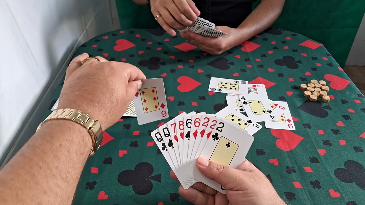 Jogando baralho, cacheta, cartas