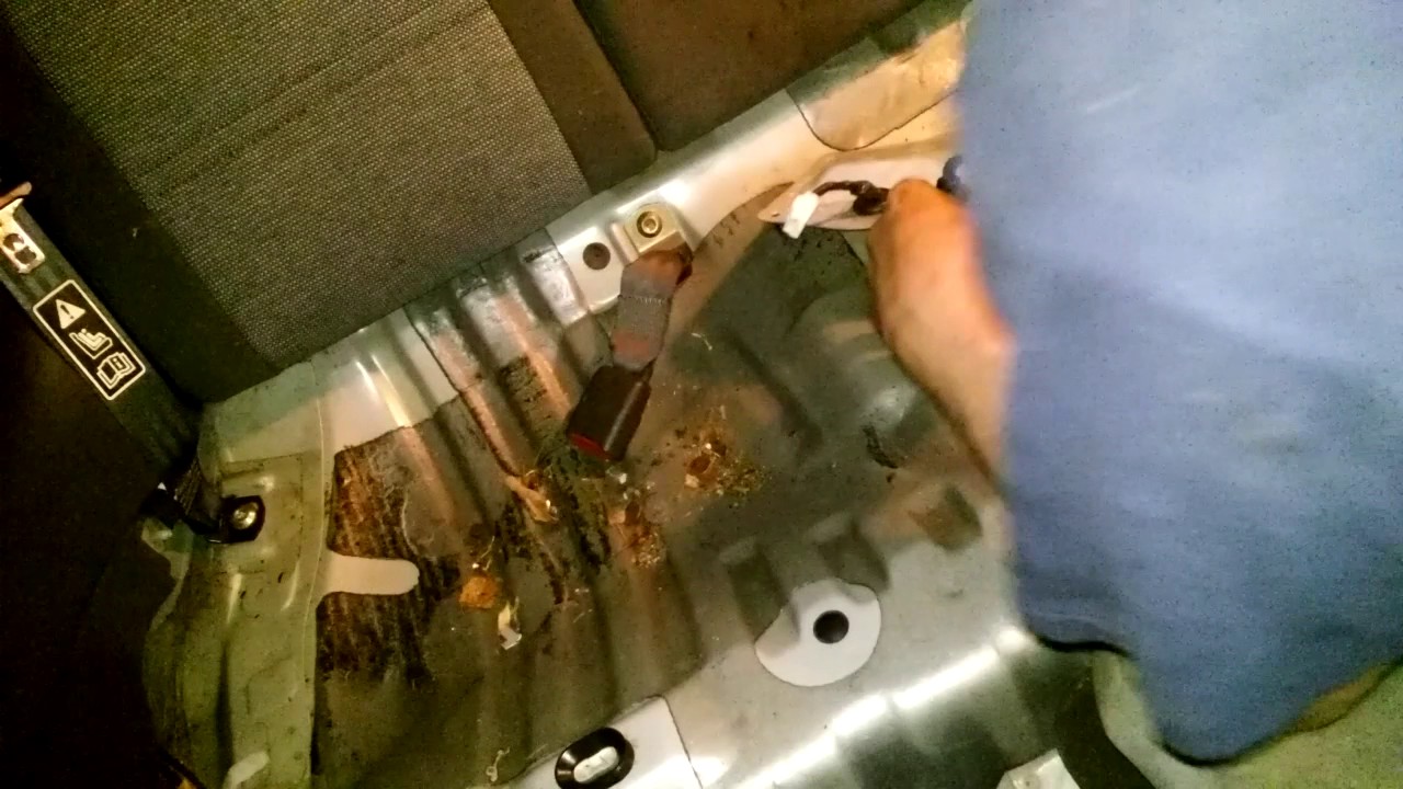 Ford Escort ZX2 Mercury Tracer fuel pump replacement Part 2