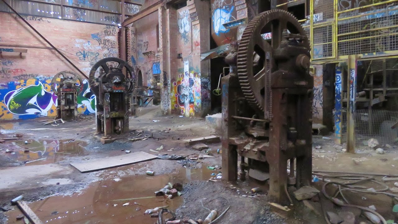 Abandoned: Box Hill Brickworks - ALMOST PWNED BY 
