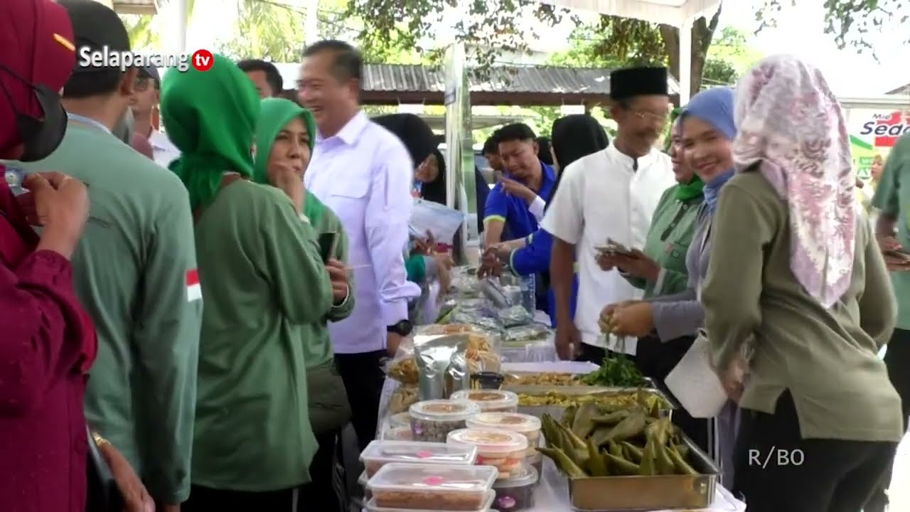 JELANG RAMADAN, PEMPROV NTB DAN PEMKAB LOTIM GELAR BAZAR MURAH