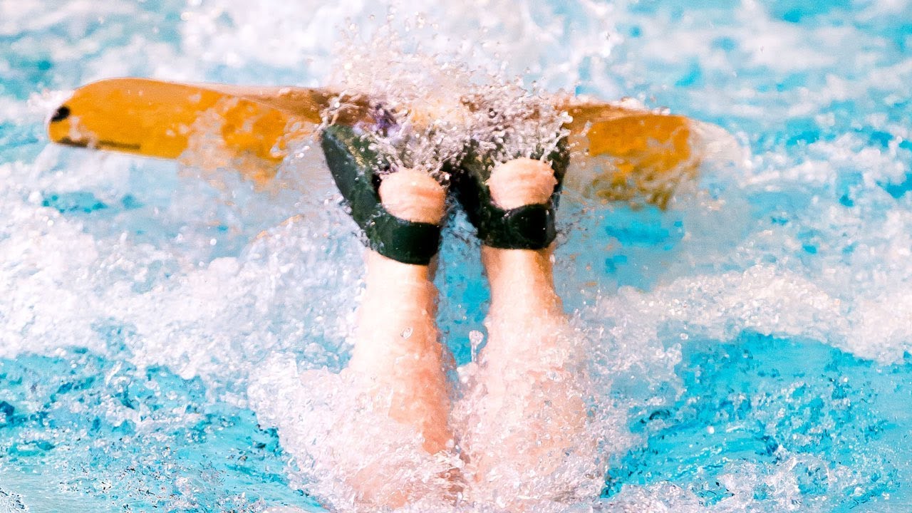 Finswimming: Mit bis zu drei Metern pro Sekunde durchs Wasser