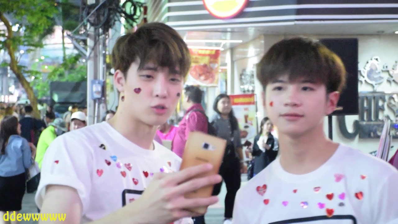 20180214 Valentines Day at Siam Square