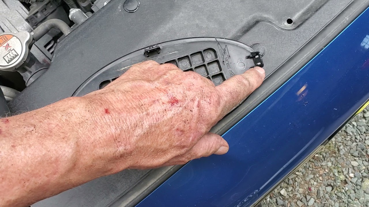 Replace front grille emblem on 2018 Hyundai Sonata