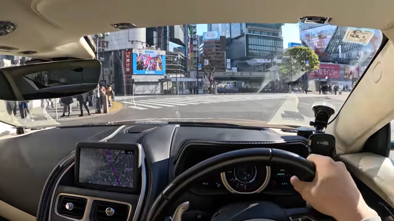 [4K] Aston Martin DB11 V12 | Tokyo POV Drive – from Shibuya Scramble to Shinjuku