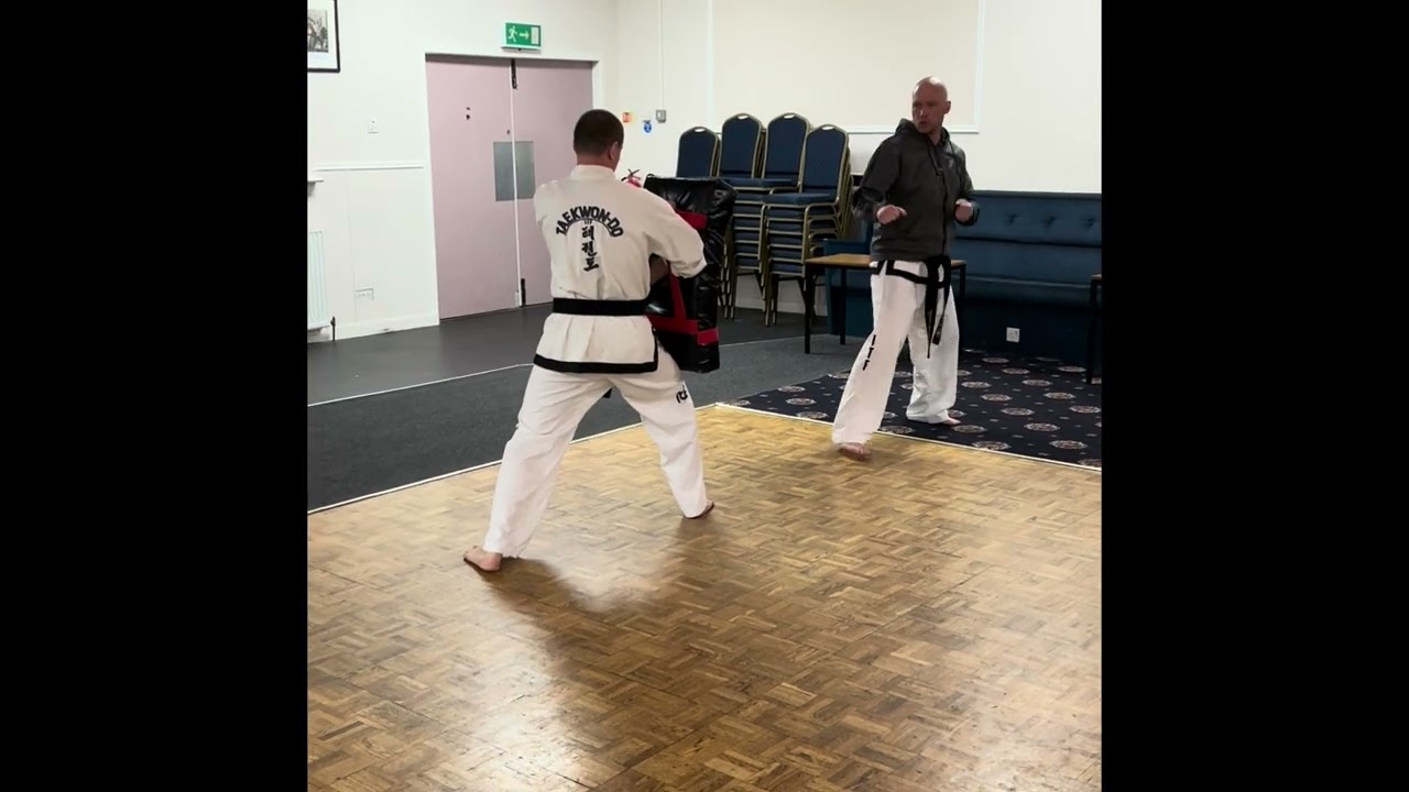 Side Kick (Yop Chagi)