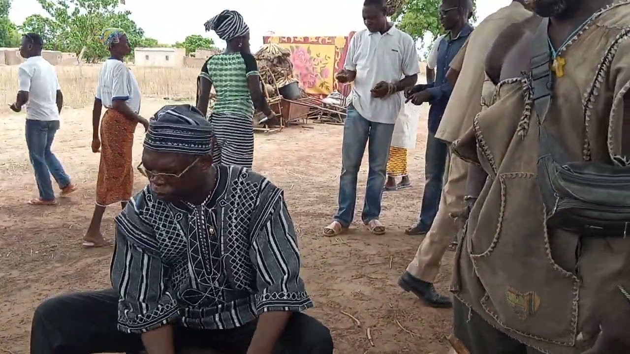 TRADITION DAGARA: Funérailles de Philippe SOME-TOURY mai 2022(1)