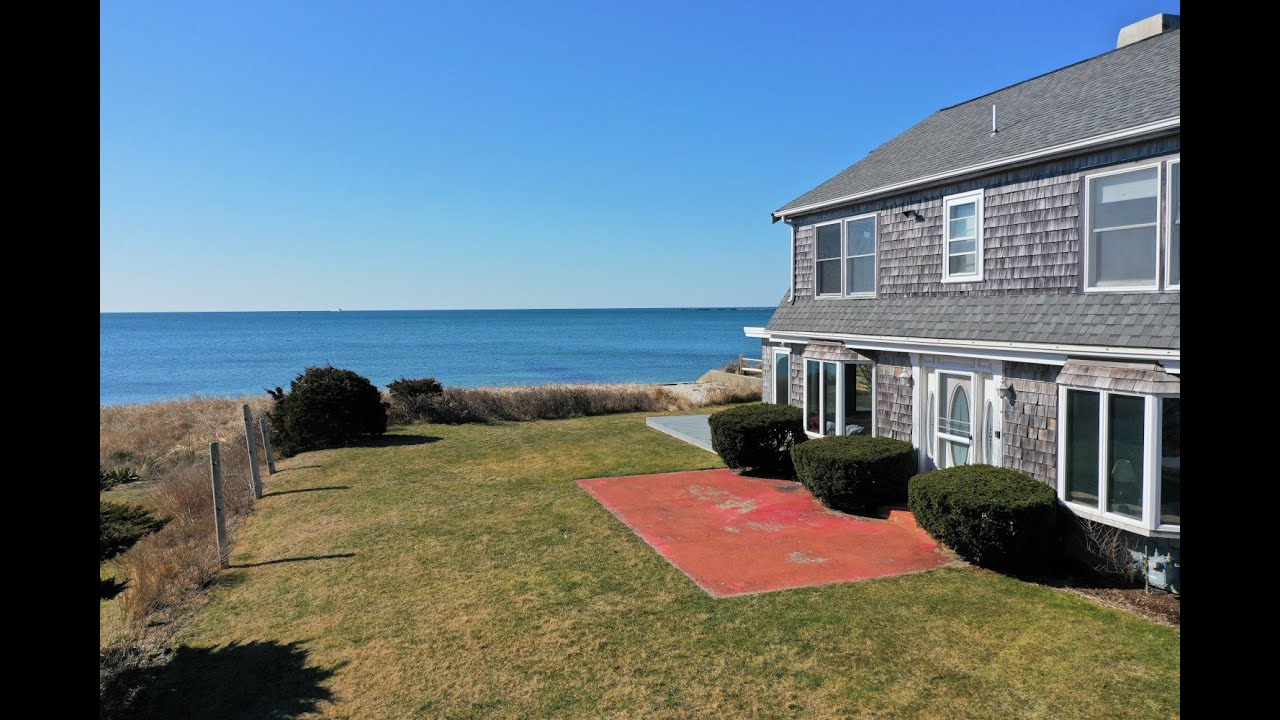 65 Hawes Avenue, Hyannis, MA