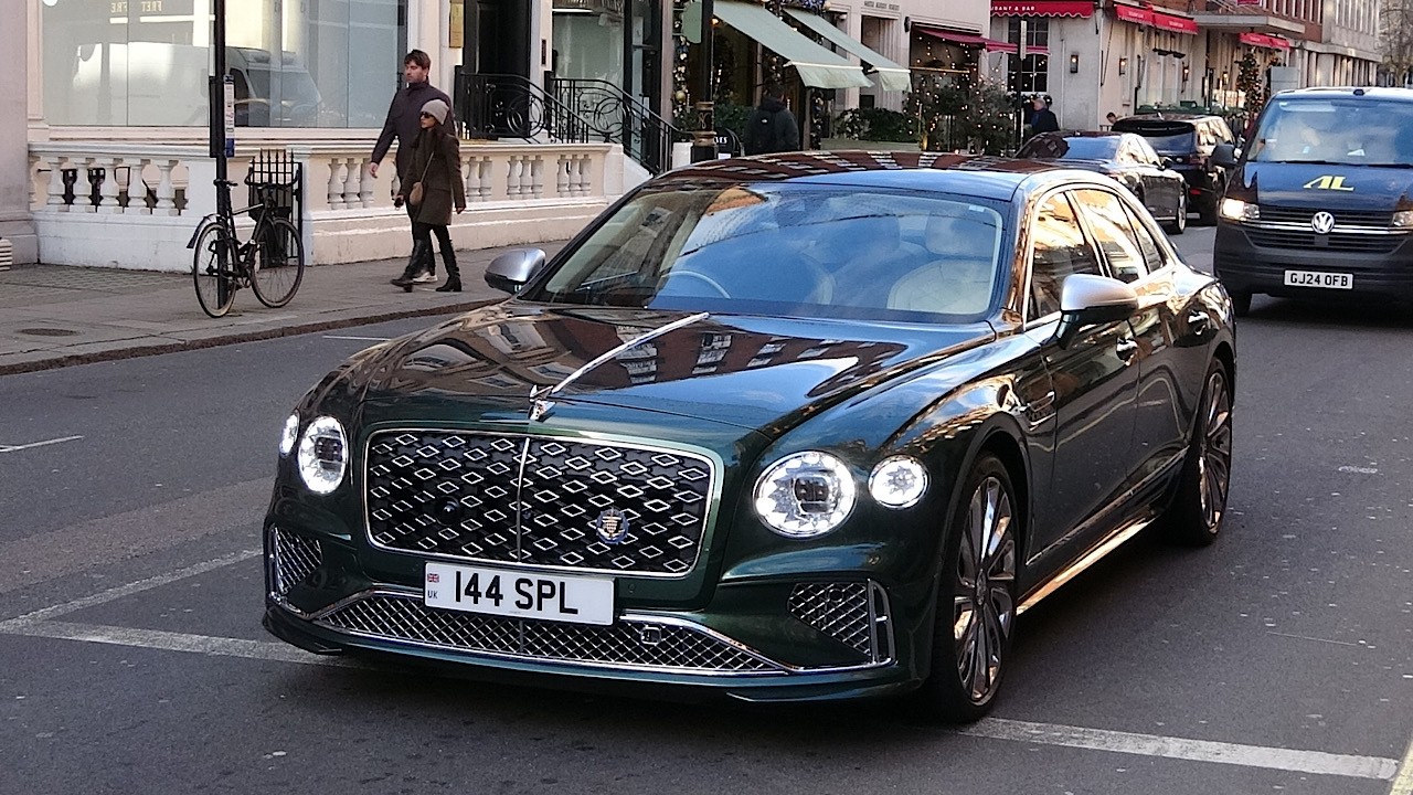 BEST OF LUXURY CARS in London 
