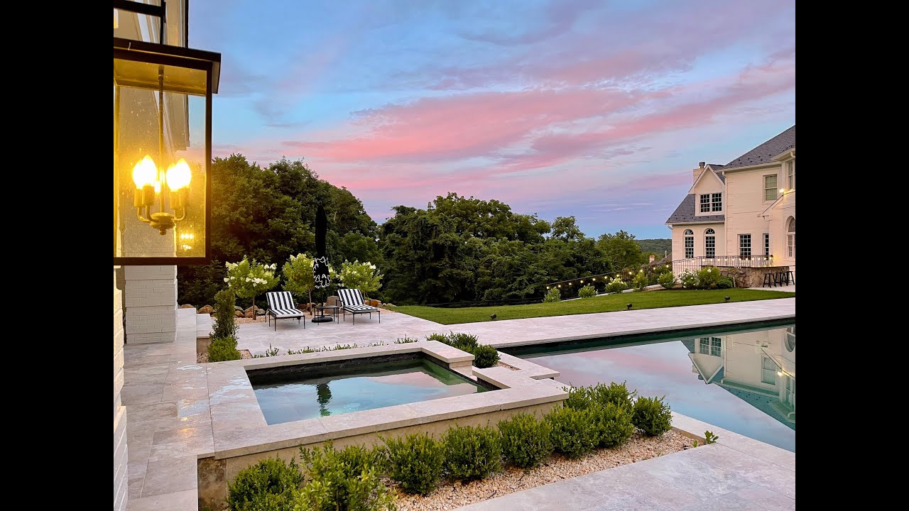 Automatic Swimming Pool Cover - Is it Worth the Cost?