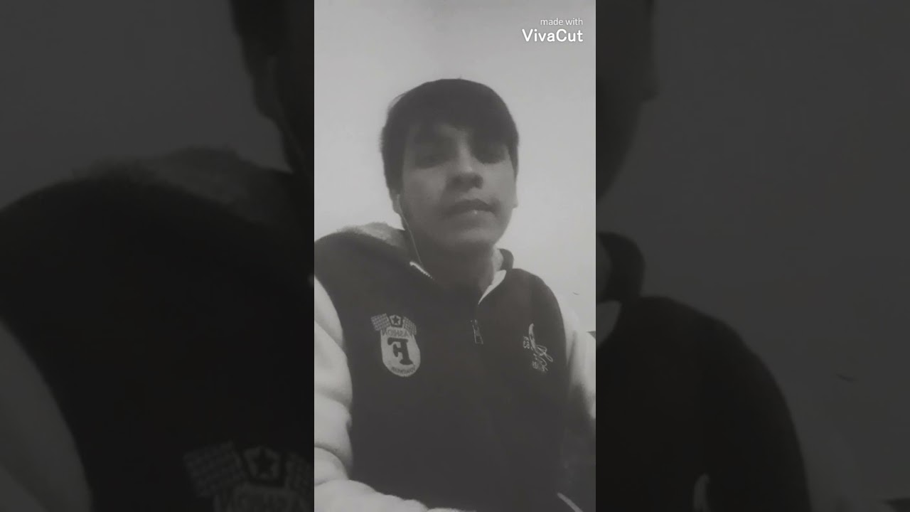 sentado en el banco de aquel viejo barr🤠🍻