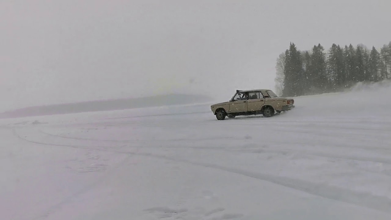 Jäärataa Lada 1700i:llä