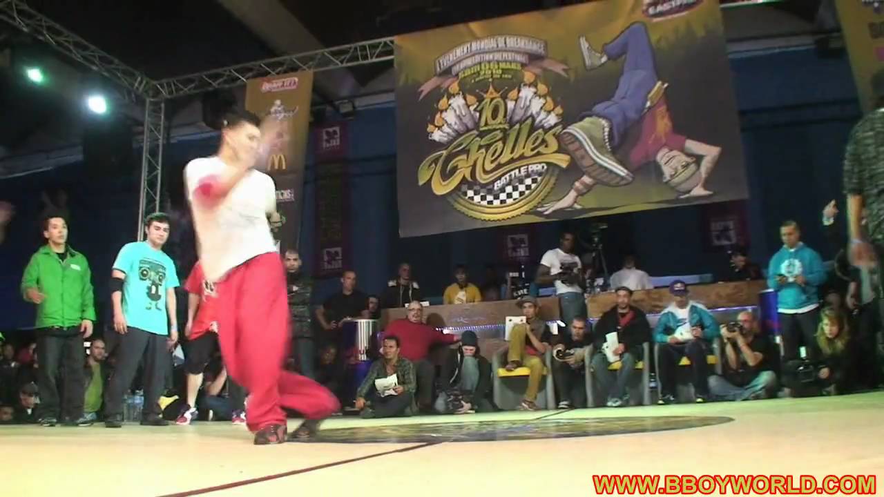 FLYING FISTS vs POCKEMON Part 1 | CREW BATTLE | CHELLES BATTLE PRO 2010