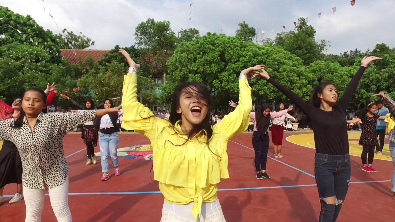 FLASHMOB 6IXSCUP18 #WeStandUpon6ixs