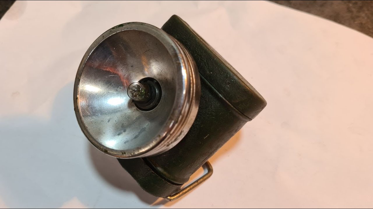 1$ Vintage 1930s Flashlight Restoration & Update