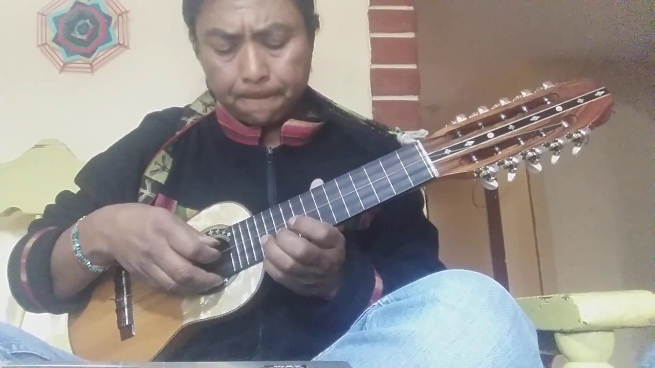 Tiwanaku, Maya andina. Tutorial de charango.