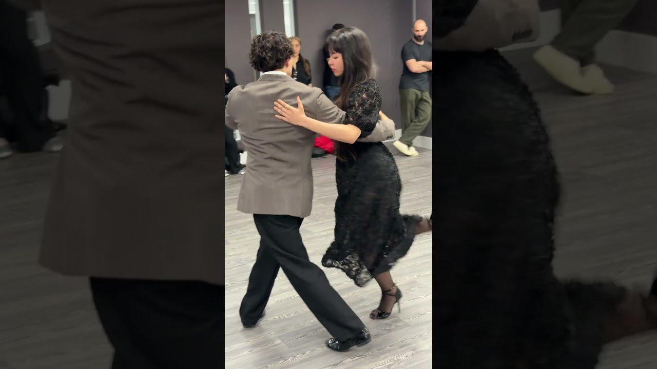 🎻 La Cumparsita is one of the most famous tango of all time! #tango #argentinetango #latindance