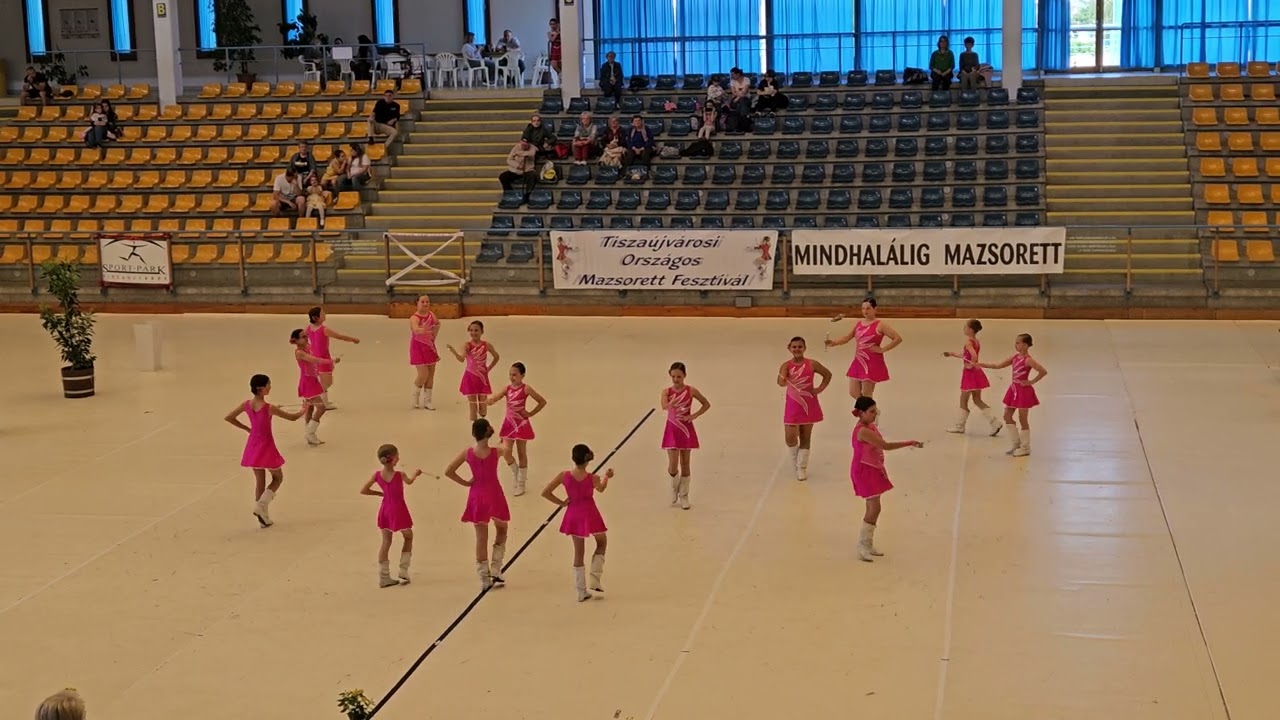 Tiszaújvárosi Országos Mazsorett Fesztivál -DME Pitypang csoport (botos) 2025.05.10