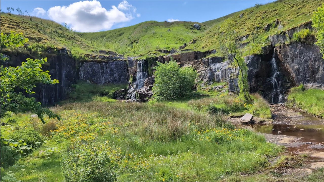 WILD BOAR FELL CIRCULAR (mallerstag valley).            plus Pendragon castle walk round