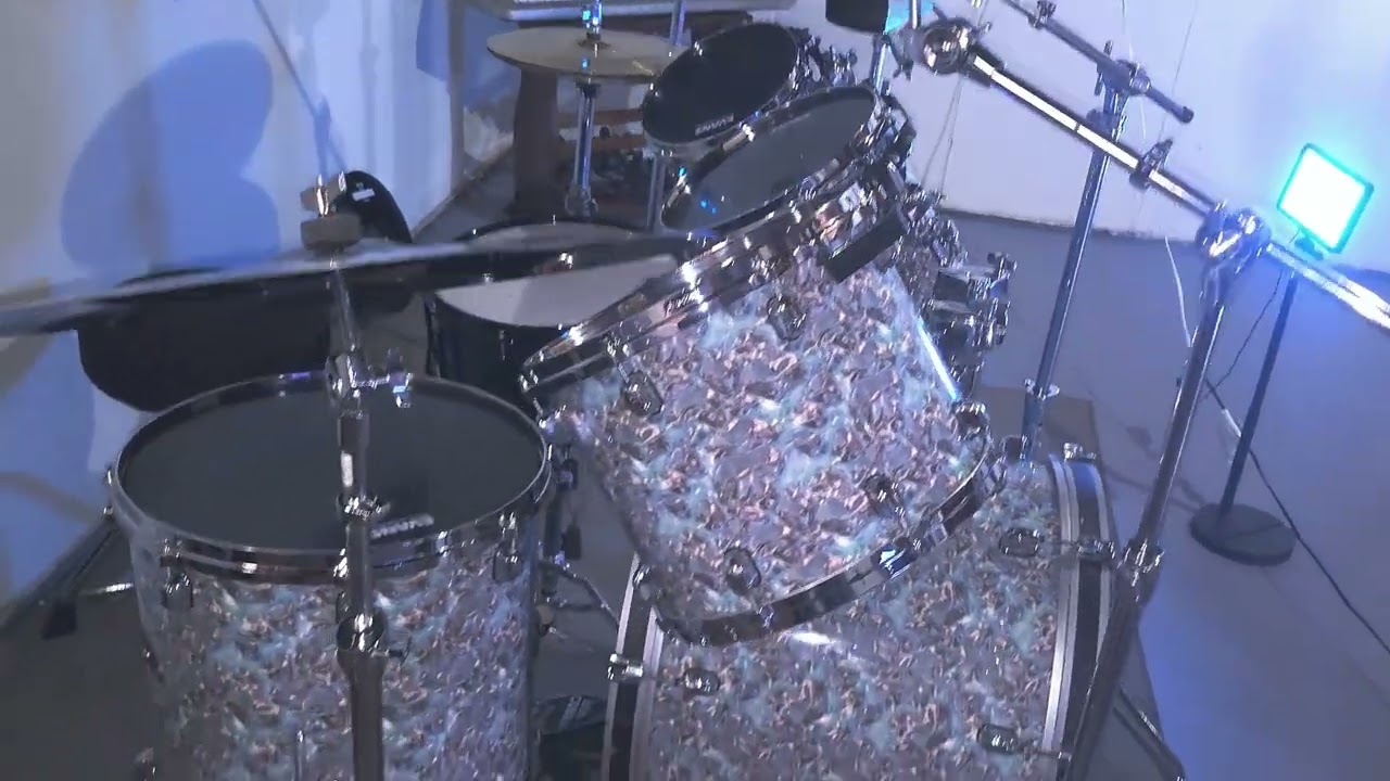 Tama Starclassics polished and ready for the road @supportLM61 #TAMA  #Drummer 