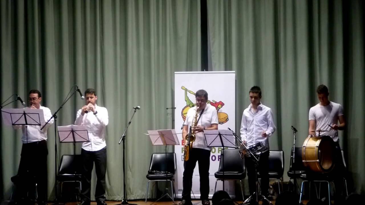 Chotis y Danza del carretín, Conjunto de Dulzaina y Percusión