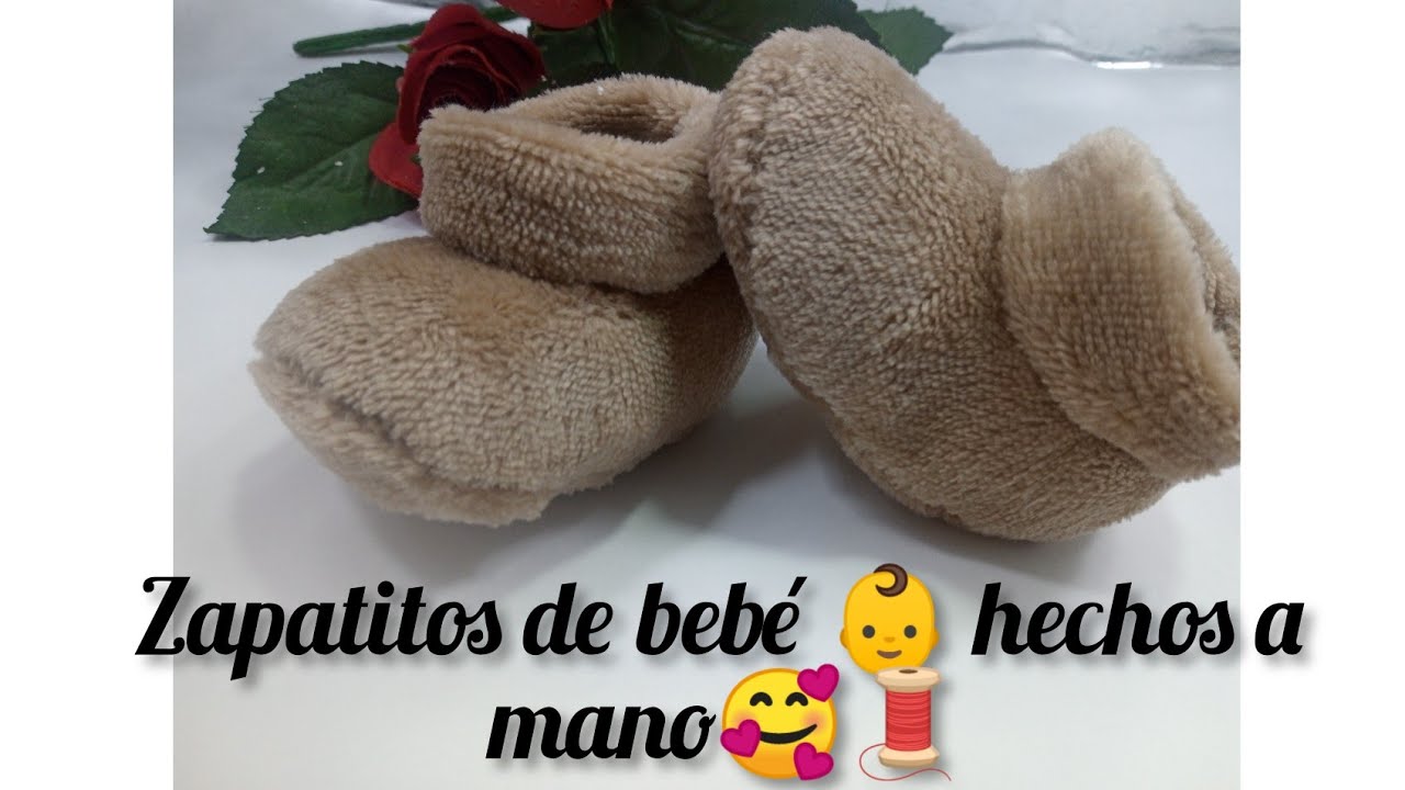 Zapatitos de bebé 👶 hechos a mano🧵