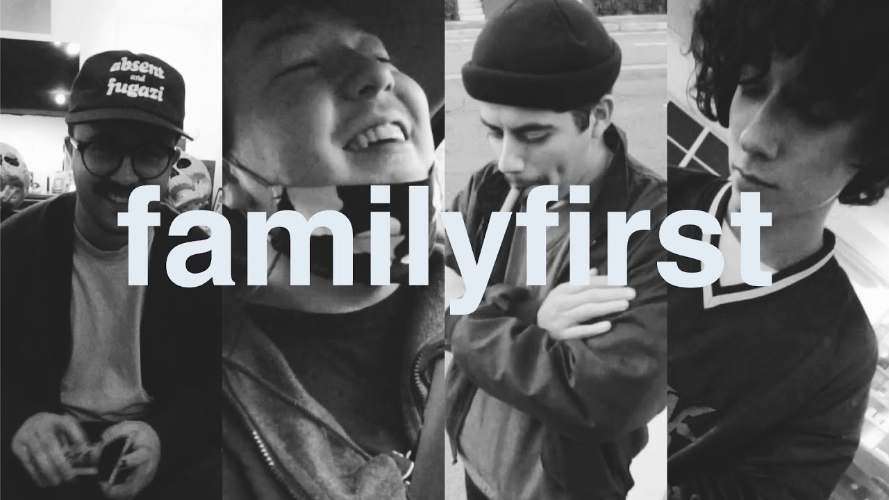 familyfirst | cardistry | manosanta