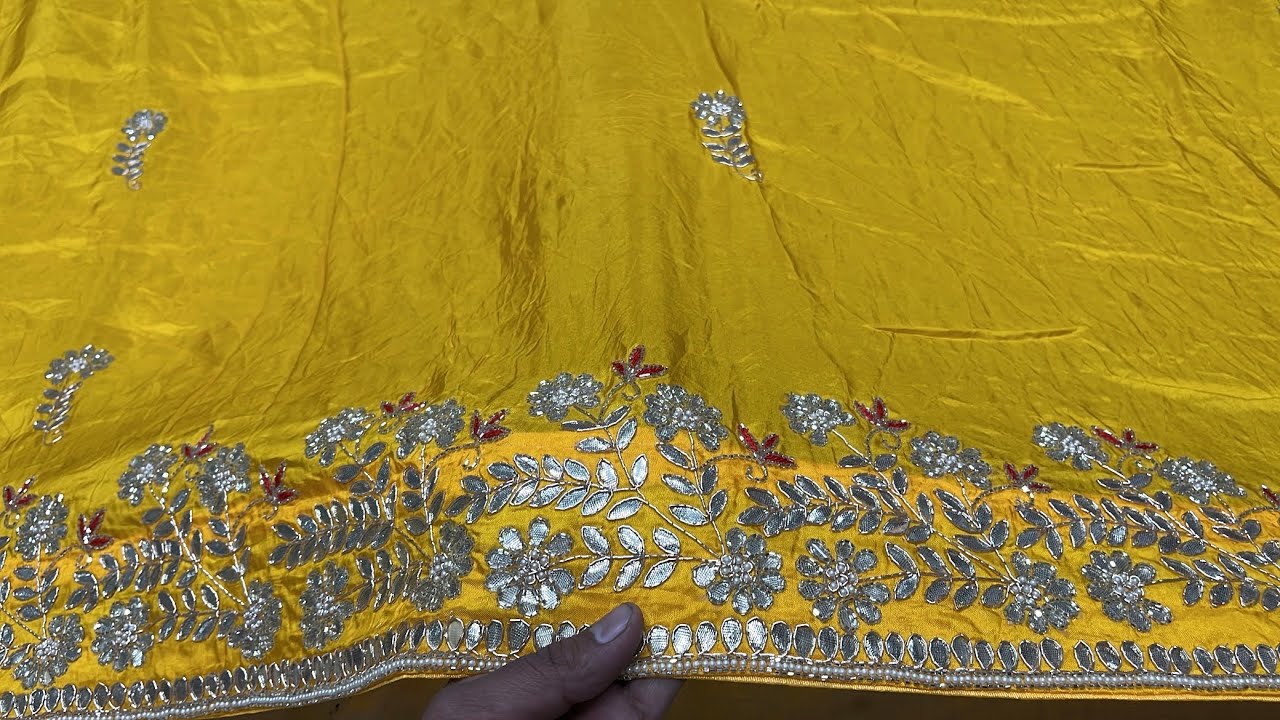 सपनों 💕से सुंदर हर बार कुछ नया - सस्ते से भी सस्ता🙈 और कुछ हटकर Bollywood Saree 😎😎😎