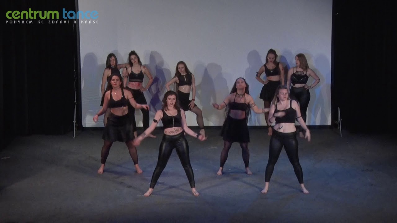 Dance of Love 2019 - Dancing people, River