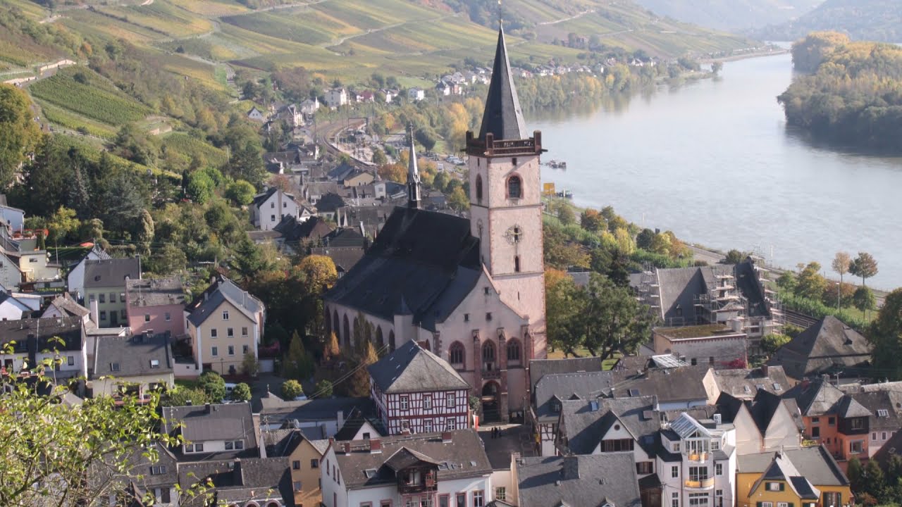 Lorch am Rhein Tor zum Rheingaugebirge