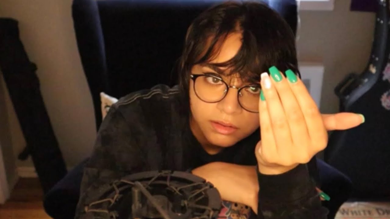 ASMR I got acrylic nails for the first time and I need to tap on everything